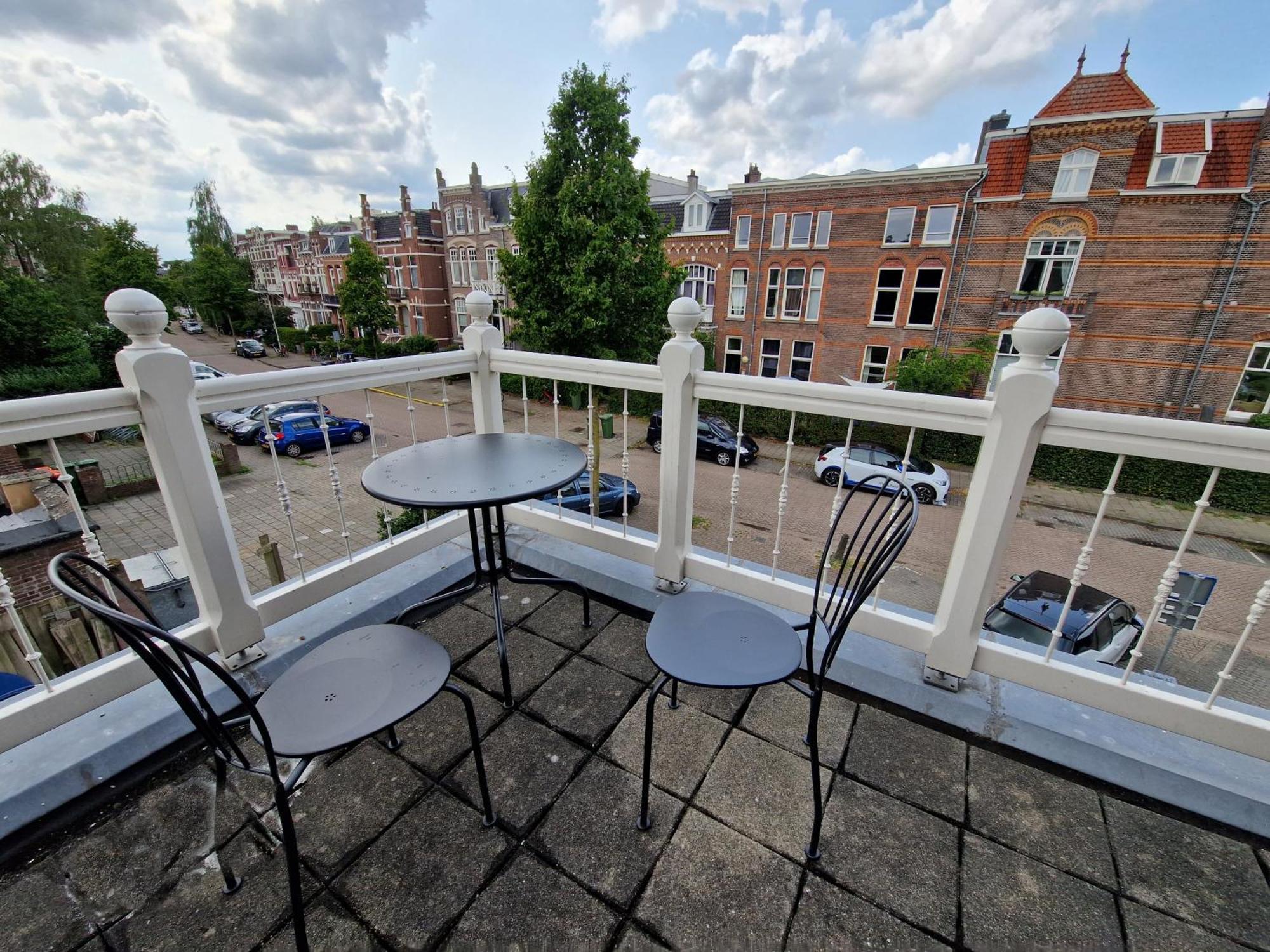 J&J Hotell Nijmegen Exteriör bild